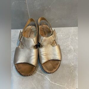 Naturalizer Scout Leather Slingback Metallic Sandals